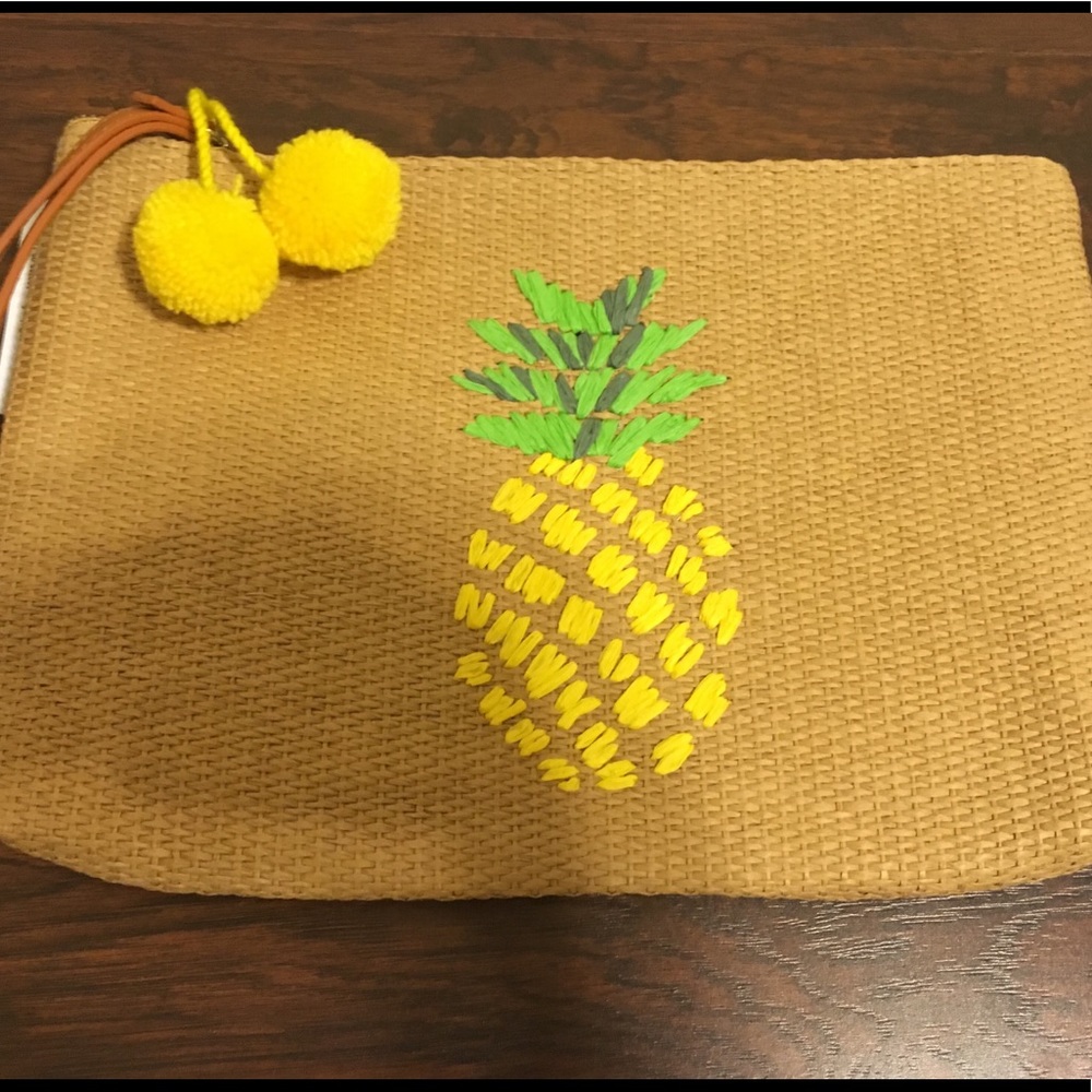 Pineapple Straw Wristlet
